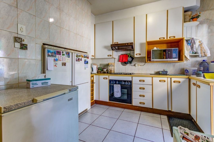 2 Bedroom Property for Sale in Rhodesfield Gauteng
