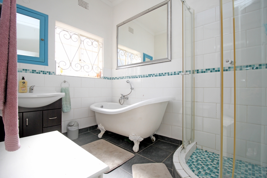 3 Bedroom Property for Sale in Orange Grove Gauteng
