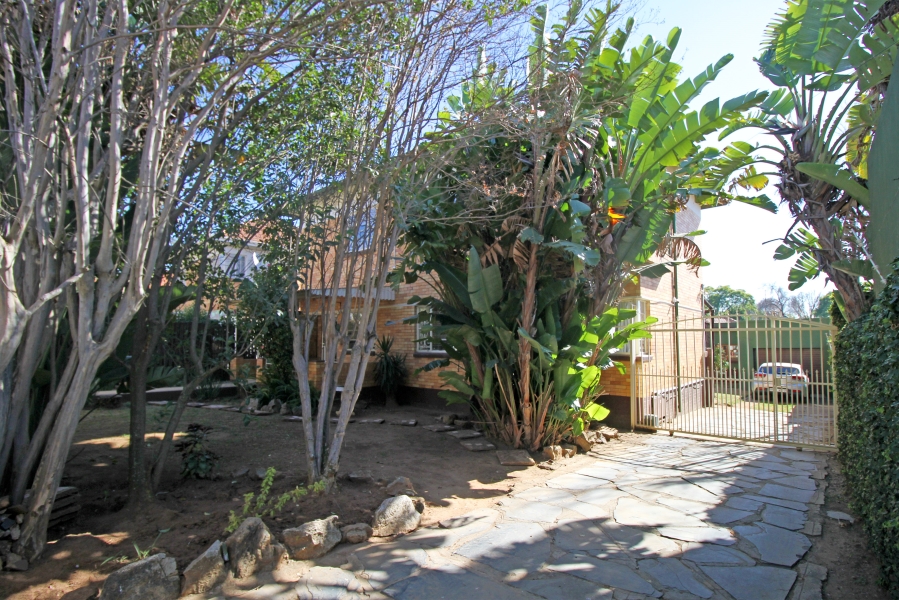 3 Bedroom Property for Sale in Orange Grove Gauteng