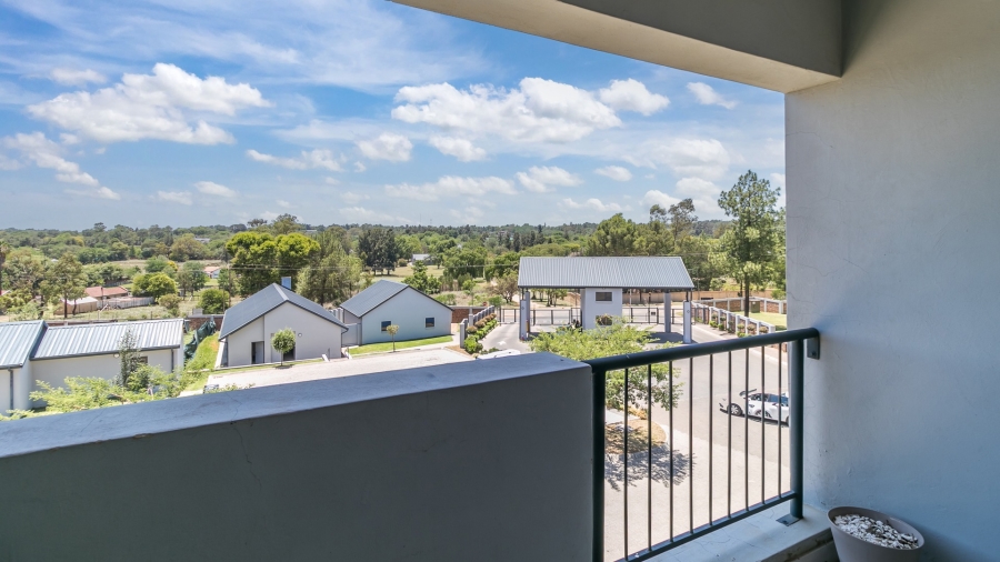 2 Bedroom Property for Sale in Glen Austin Gauteng