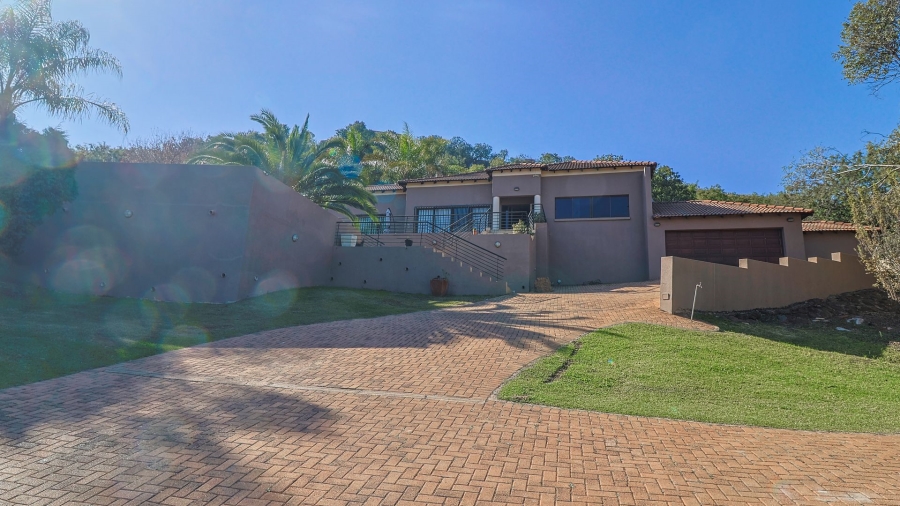 4 Bedroom Property for Sale in Glenvista Gauteng