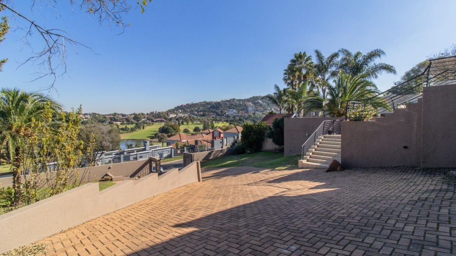 4 Bedroom Property for Sale in Glenvista Gauteng