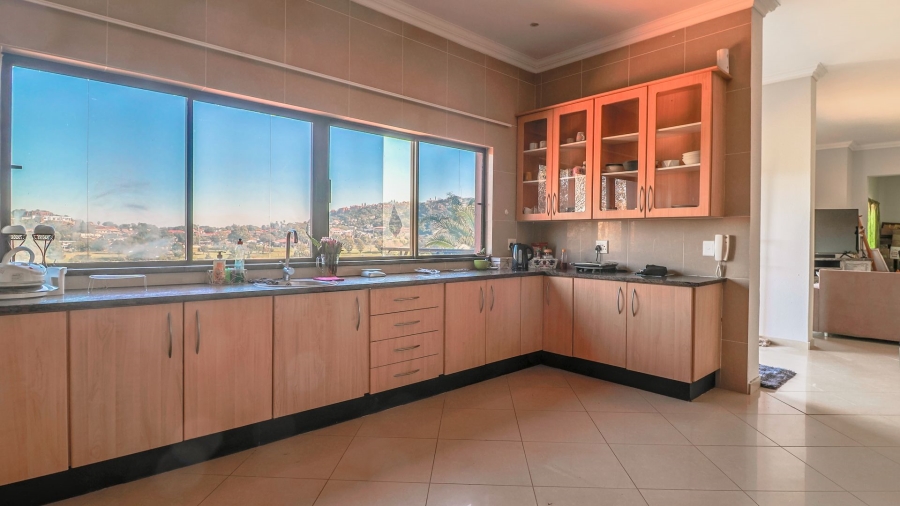 4 Bedroom Property for Sale in Glenvista Gauteng