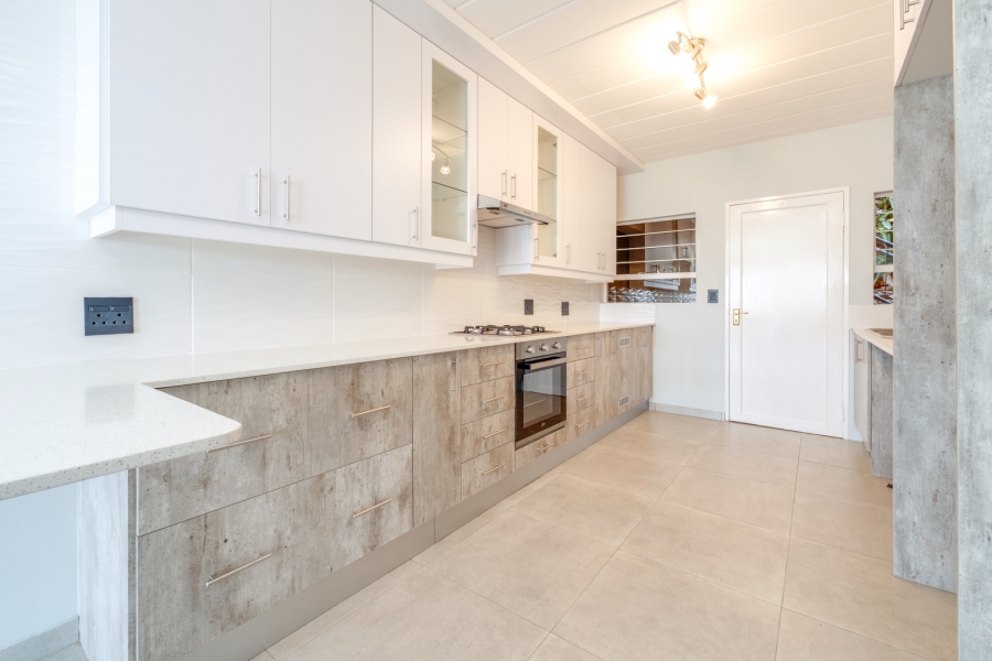 3 Bedroom Property for Sale in Constantia Kloof Gauteng