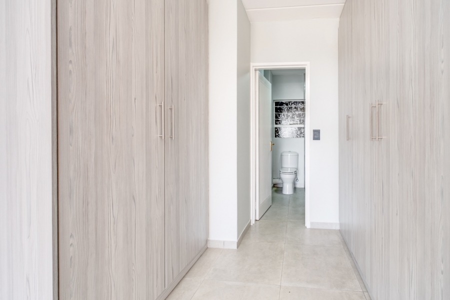 3 Bedroom Property for Sale in Constantia Kloof Gauteng
