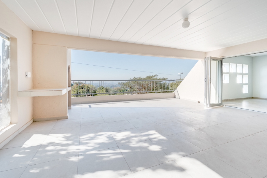 3 Bedroom Property for Sale in Constantia Kloof Gauteng