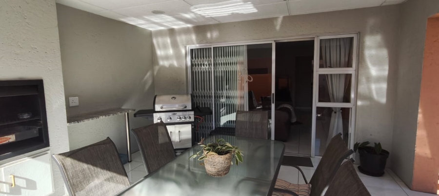 To Let 3 Bedroom Property for Rent in Arcon Park Gauteng