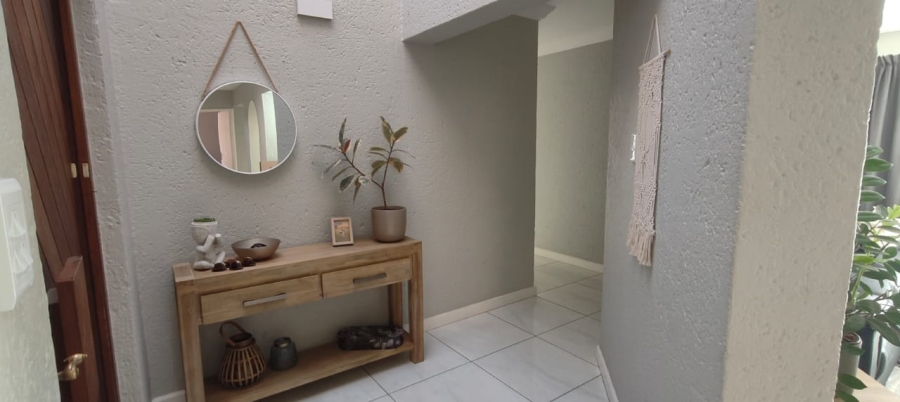 To Let 3 Bedroom Property for Rent in Arcon Park Gauteng