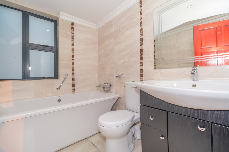 3 Bedroom Property for Sale in Northcliff Gauteng