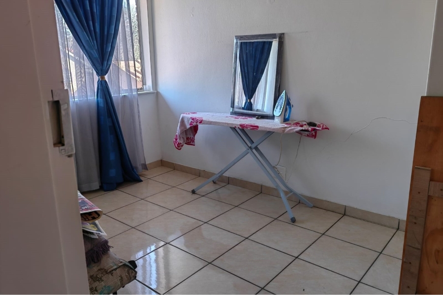 To Let 3 Bedroom Property for Rent in Florida Gauteng