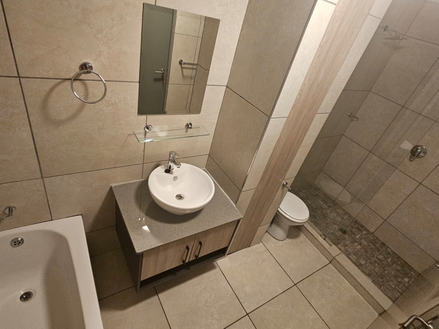 To Let 3 Bedroom Property for Rent in Zwartkop Gauteng