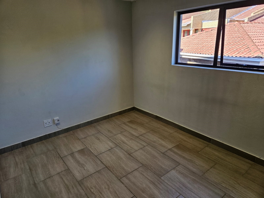 To Let 3 Bedroom Property for Rent in Zwartkop Gauteng