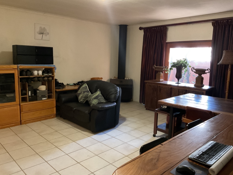4 Bedroom Property for Sale in Silver Lakes Golf Estate Gauteng