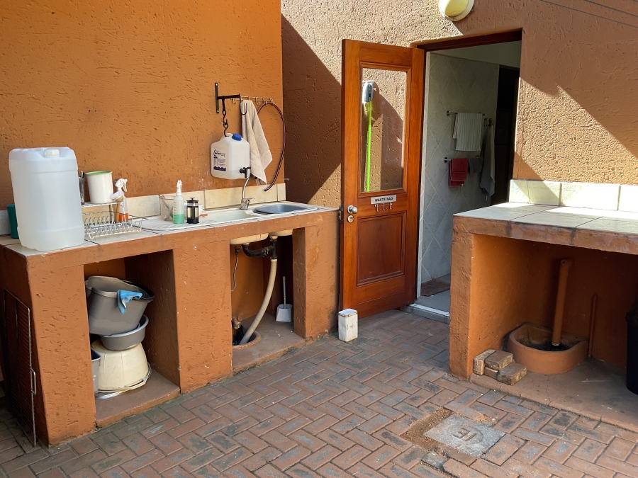4 Bedroom Property for Sale in Silver Lakes Golf Estate Gauteng