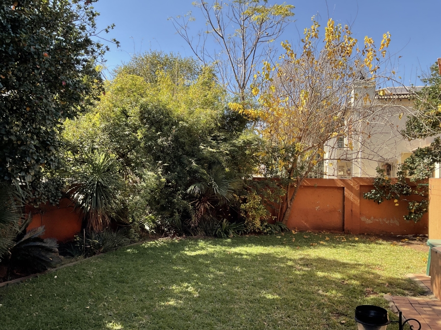 4 Bedroom Property for Sale in Silver Lakes Golf Estate Gauteng