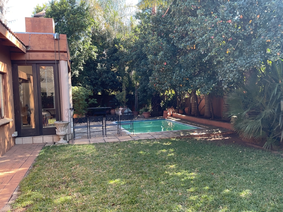 4 Bedroom Property for Sale in Silver Lakes Golf Estate Gauteng