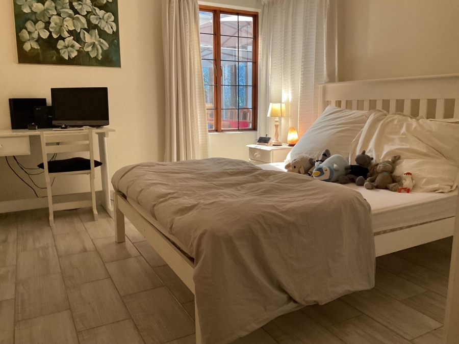 4 Bedroom Property for Sale in Silver Lakes Golf Estate Gauteng