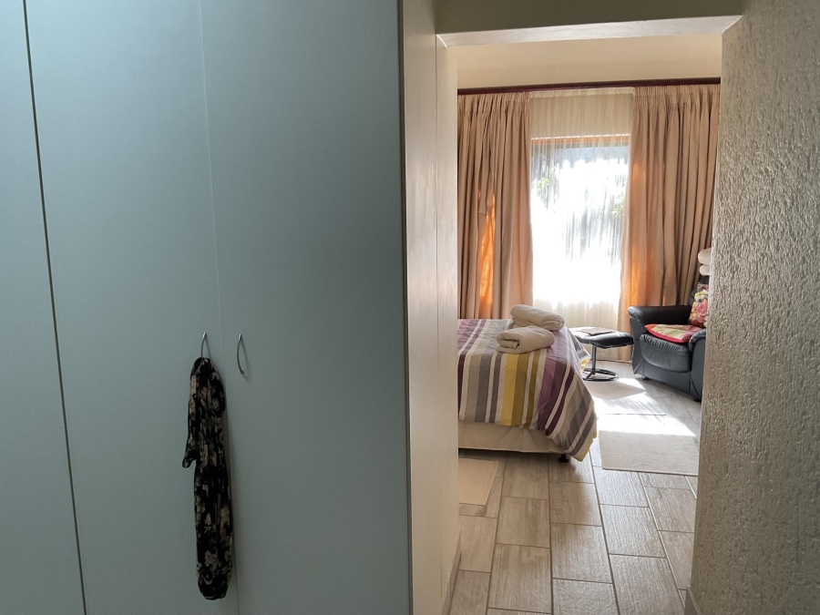 4 Bedroom Property for Sale in Silver Lakes Golf Estate Gauteng