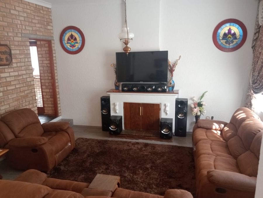 3 Bedroom Property for Sale in Greenhills Gauteng