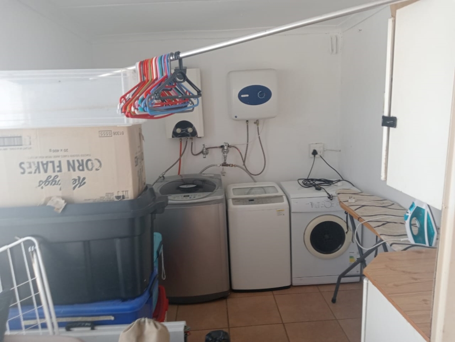 3 Bedroom Property for Sale in Greenhills Gauteng