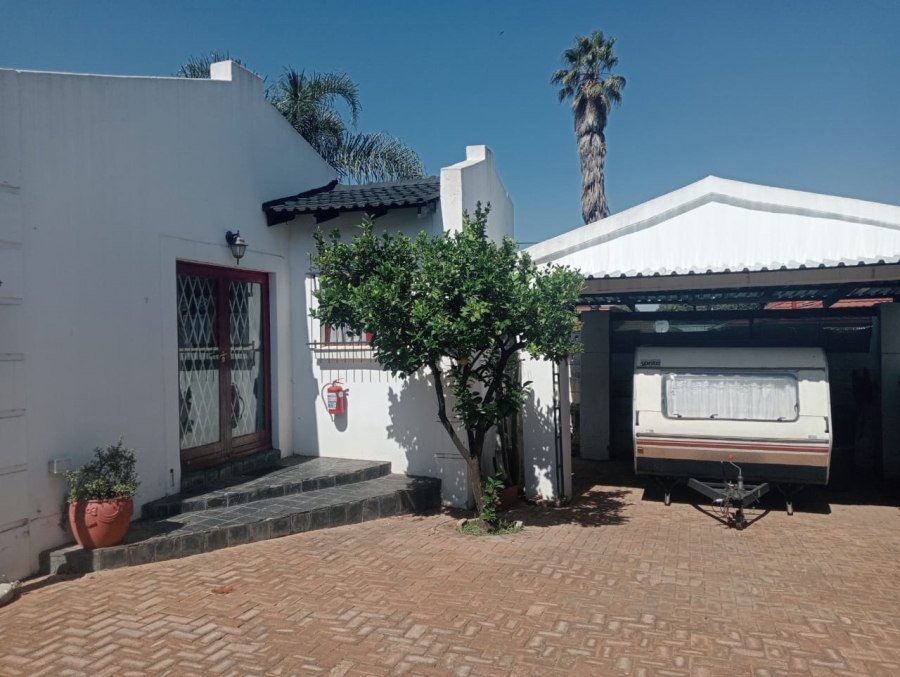 3 Bedroom Property for Sale in Greenhills Gauteng