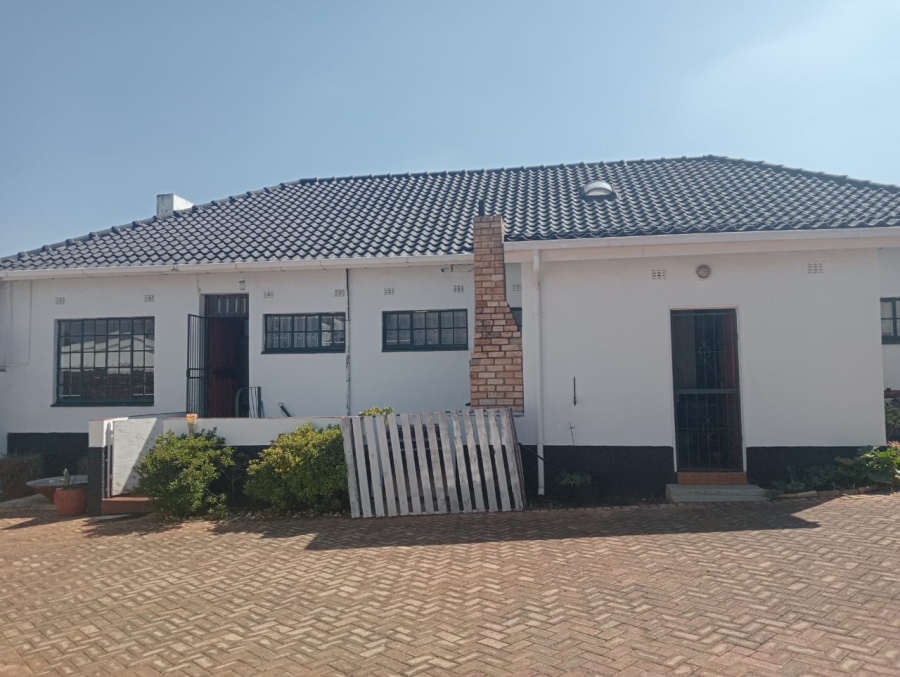 3 Bedroom Property for Sale in Greenhills Gauteng
