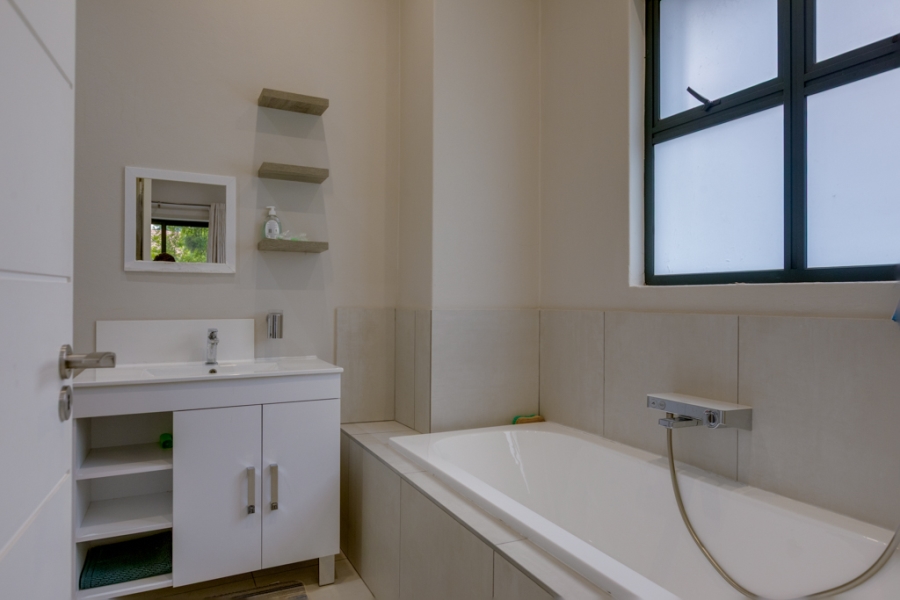 To Let 3 Bedroom Property for Rent in Morningside Gauteng