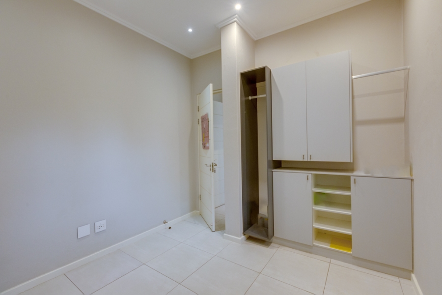 To Let 3 Bedroom Property for Rent in Morningside Gauteng