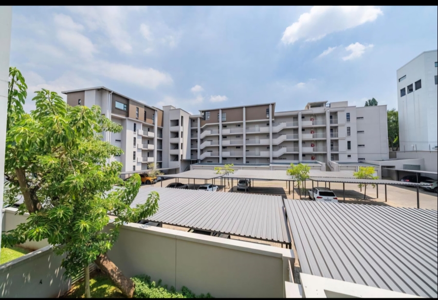 To Let 2 Bedroom Property for Rent in Rosebank Gauteng
