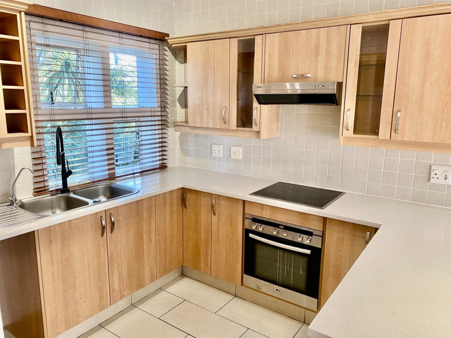 To Let 2 Bedroom Property for Rent in Eltonhill Gauteng
