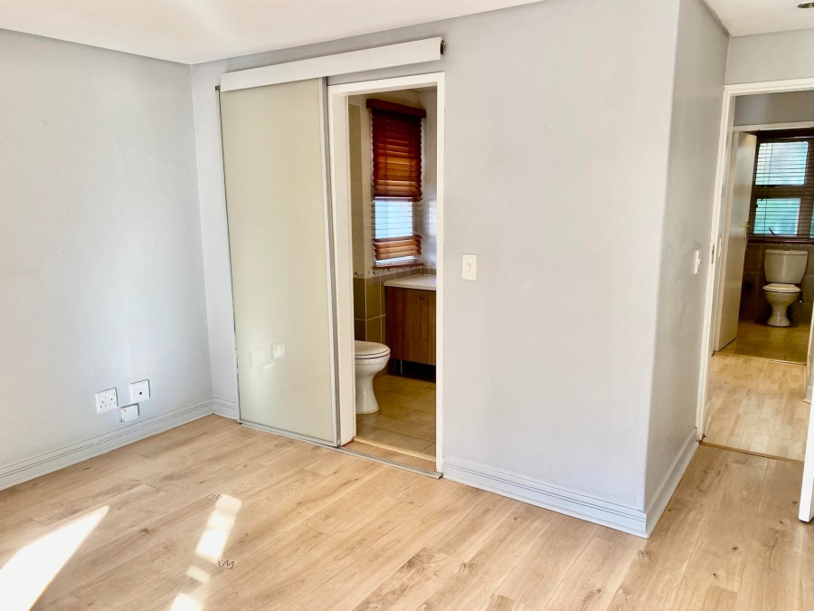 To Let 2 Bedroom Property for Rent in Eltonhill Gauteng