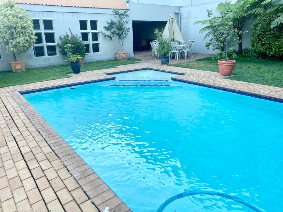 To Let 2 Bedroom Property for Rent in Eltonhill Gauteng