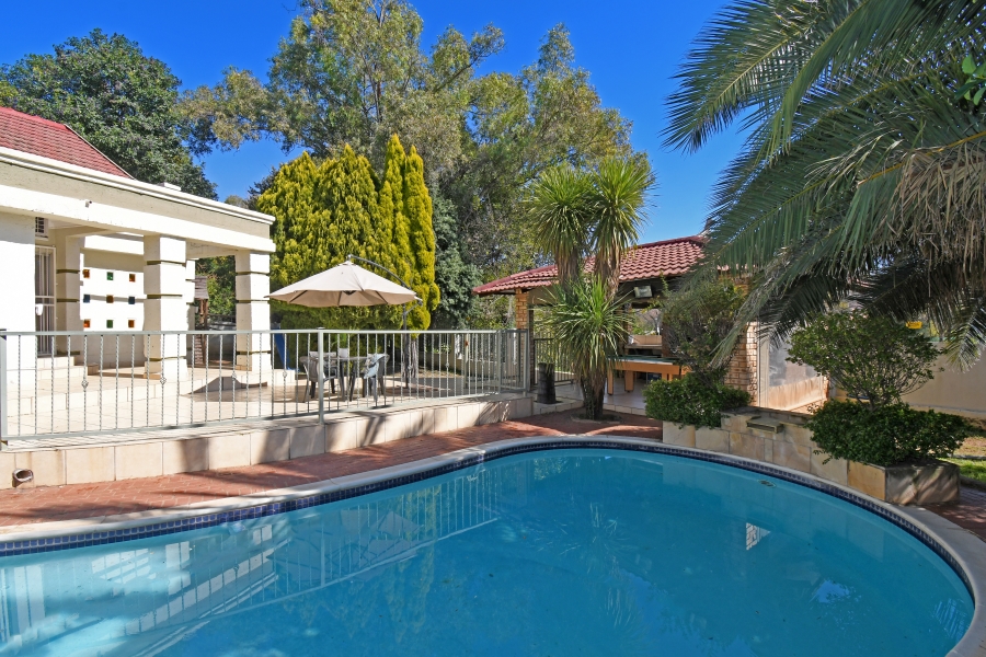 4 Bedroom Property for Sale in Berario Gauteng