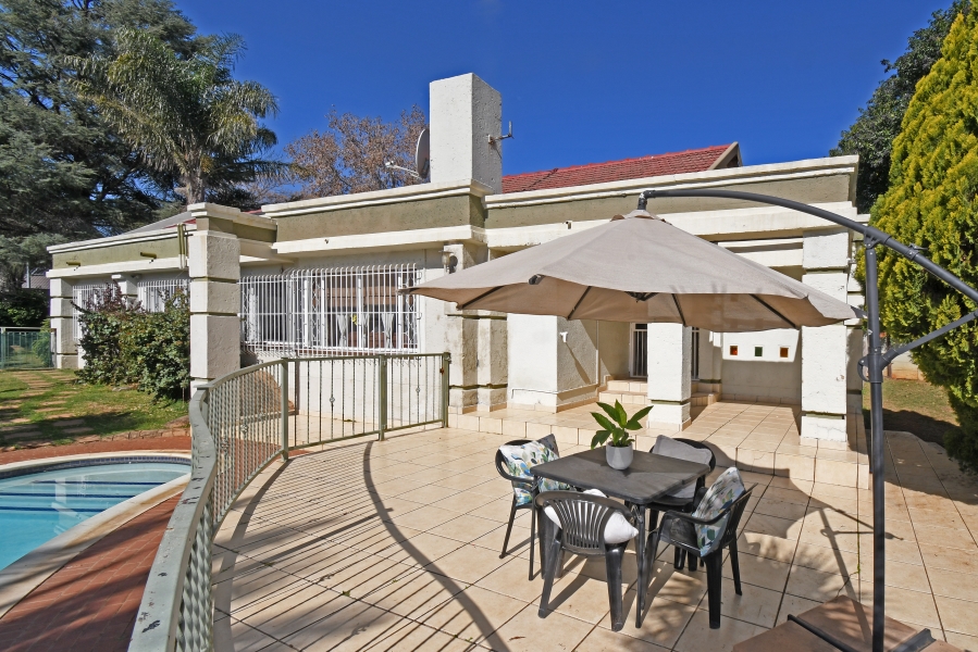 4 Bedroom Property for Sale in Berario Gauteng