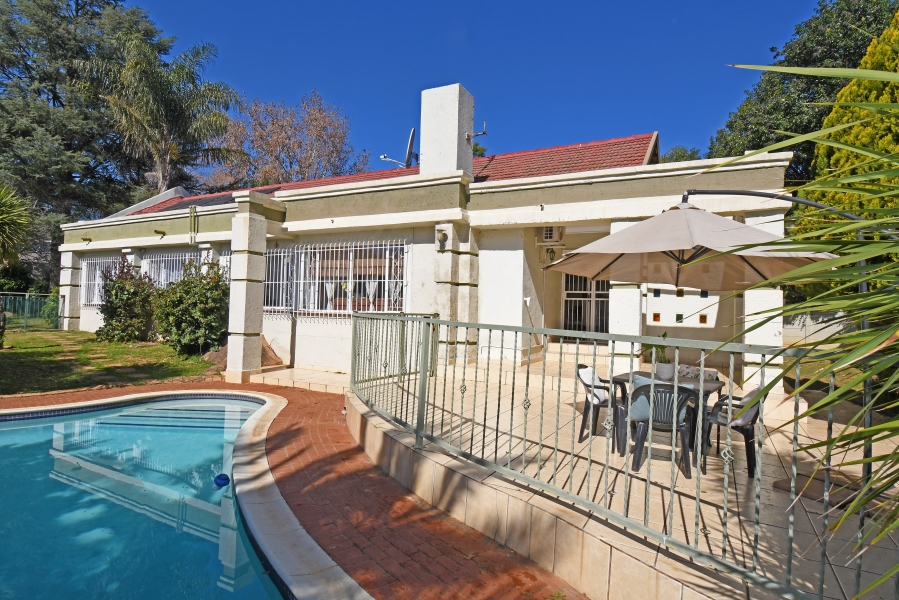 4 Bedroom Property for Sale in Berario Gauteng