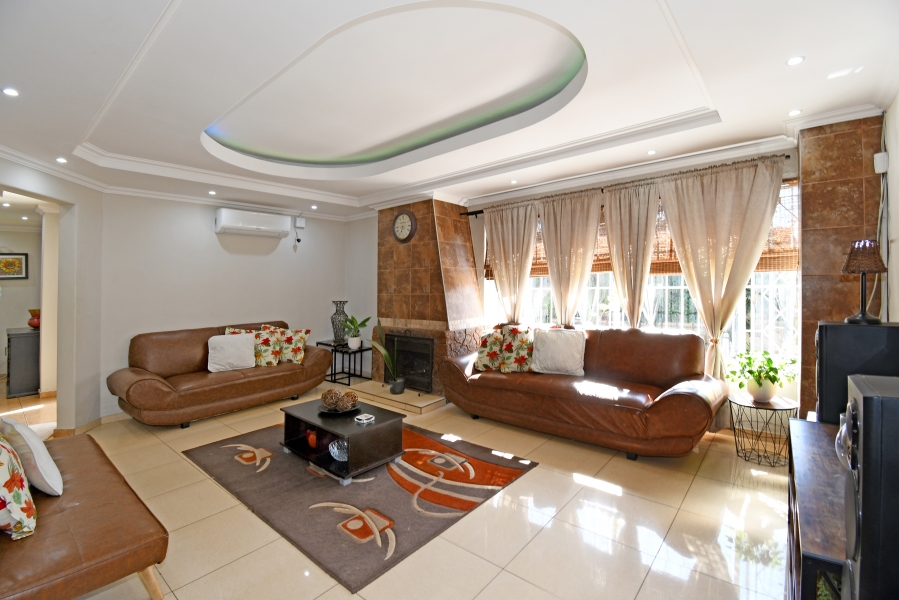 4 Bedroom Property for Sale in Berario Gauteng