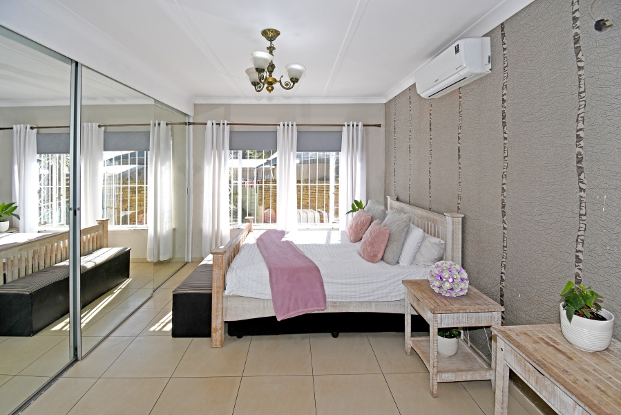 4 Bedroom Property for Sale in Berario Gauteng