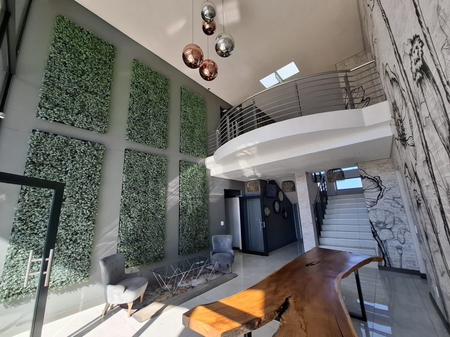 1 Bedroom Property for Sale in Craighall Park Gauteng