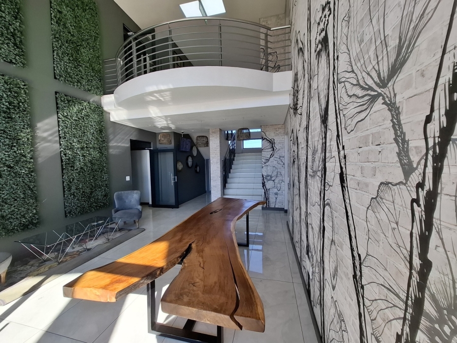 1 Bedroom Property for Sale in Craighall Park Gauteng