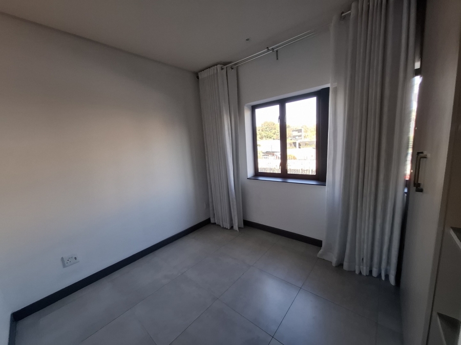 1 Bedroom Property for Sale in Craighall Park Gauteng