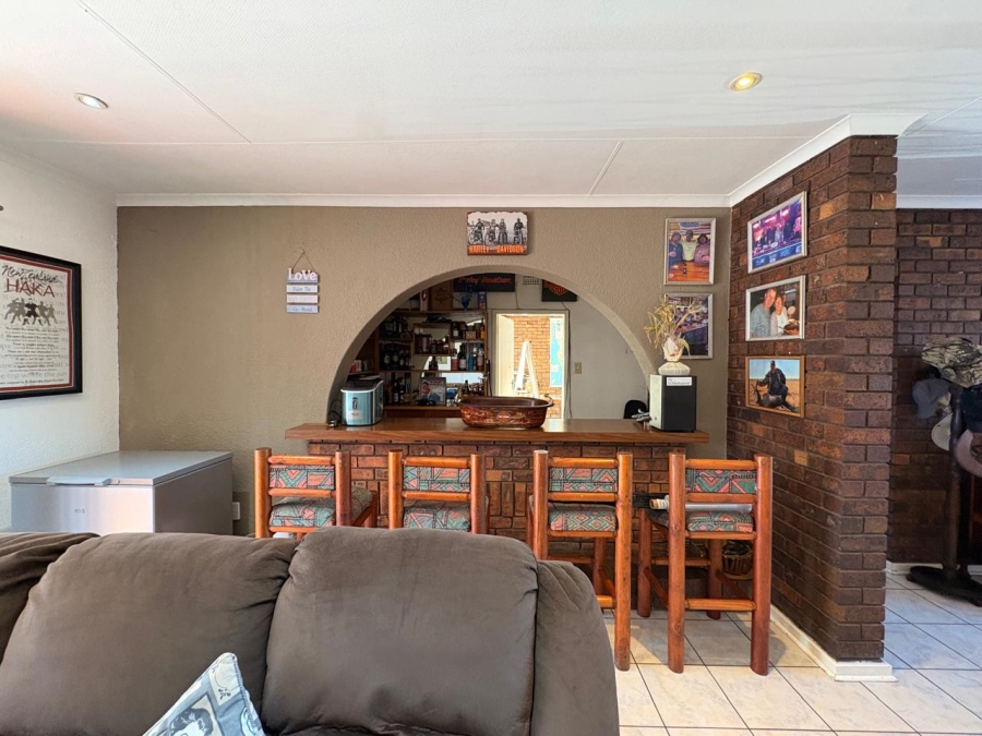 4 Bedroom Property for Sale in Dalpark Proper Gauteng