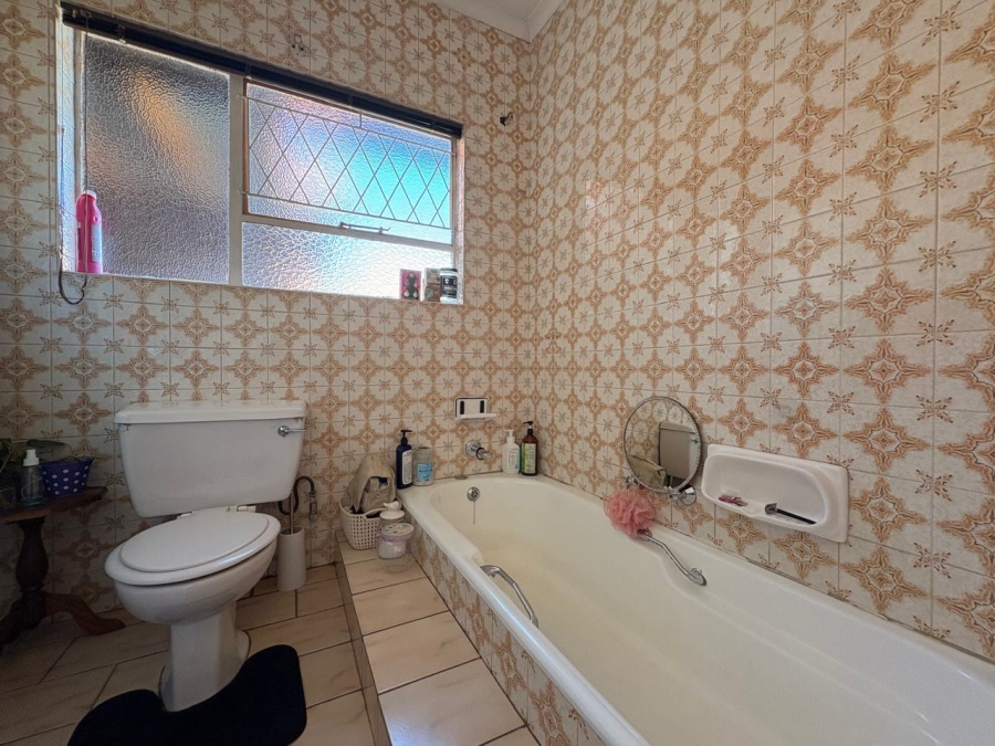 4 Bedroom Property for Sale in Dalpark Proper Gauteng