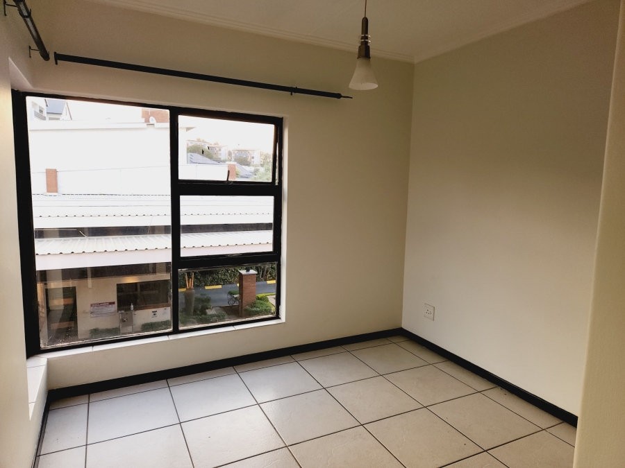 To Let 2 Bedroom Property for Rent in Greenstone Hill Gauteng