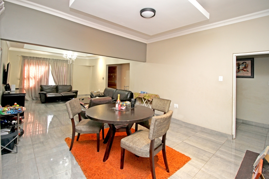 3 Bedroom Property for Sale in Orange Grove Gauteng