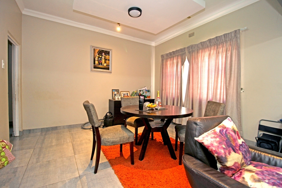 3 Bedroom Property for Sale in Orange Grove Gauteng