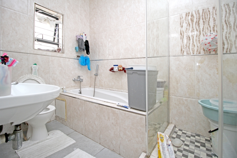 3 Bedroom Property for Sale in Orange Grove Gauteng