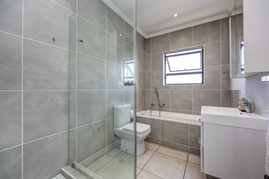 2 Bedroom Property for Sale in Fourways Gauteng