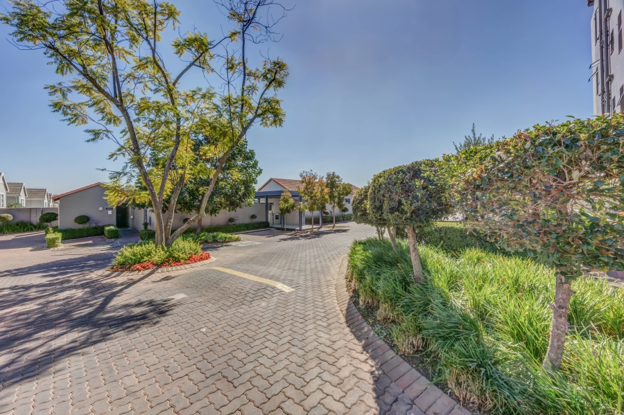 2 Bedroom Property for Sale in Fourways Gauteng