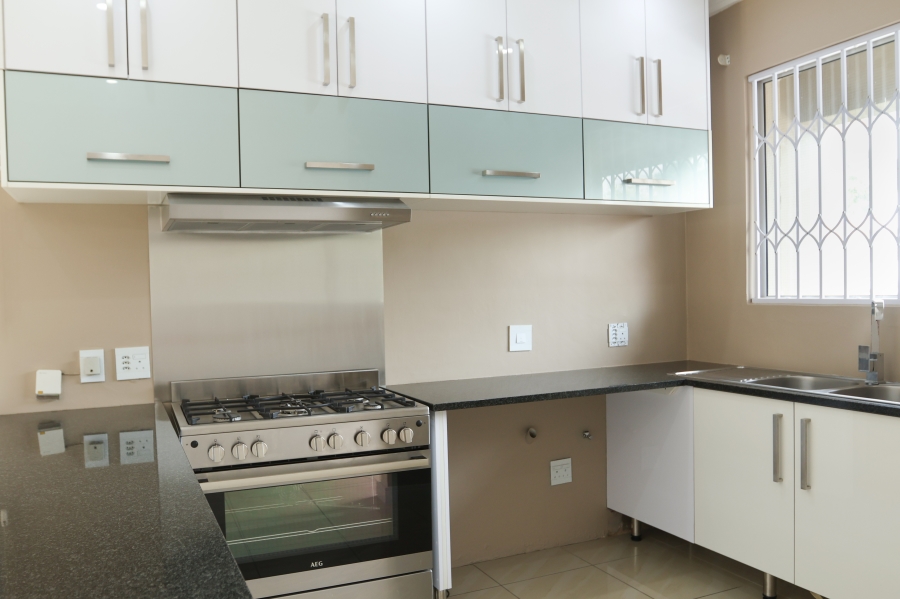 To Let 3 Bedroom Property for Rent in Bryanston Gauteng