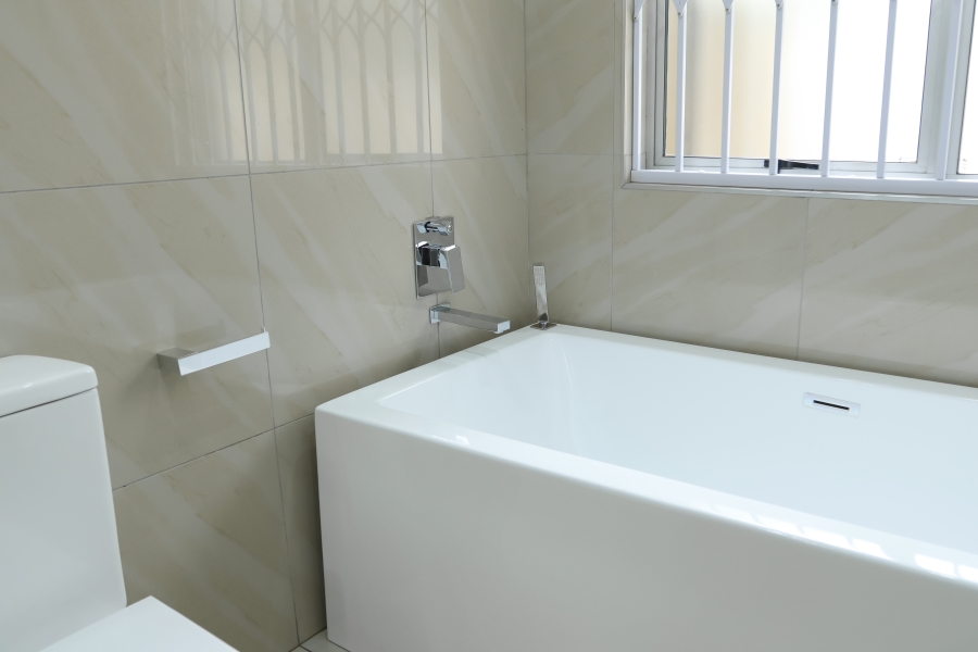 To Let 3 Bedroom Property for Rent in Bryanston Gauteng